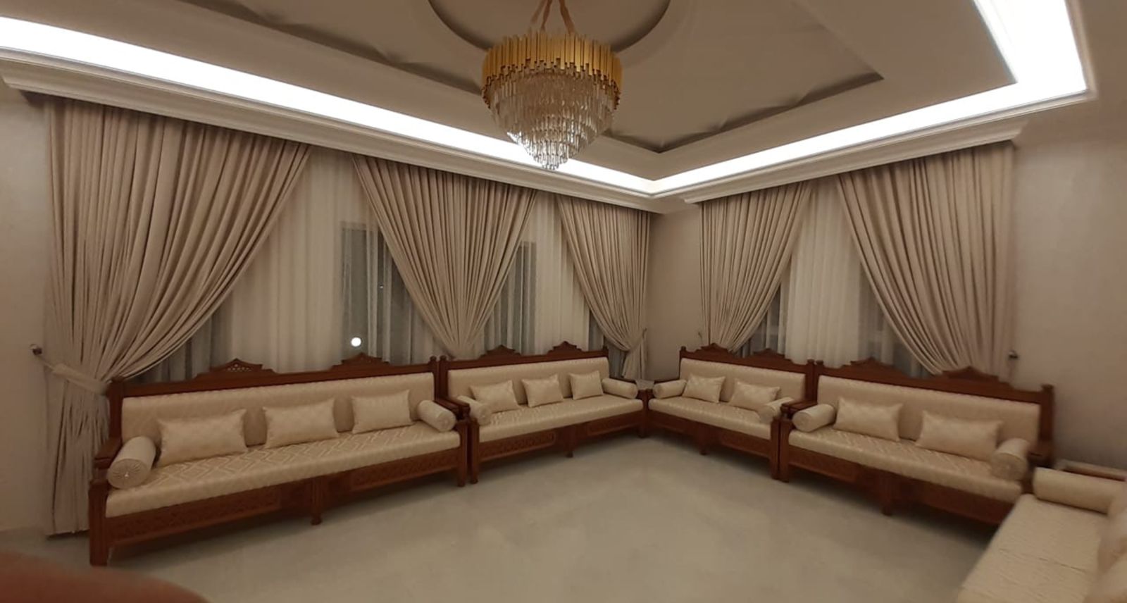 Wooden Design Arabic Majlis